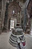 Preah Khan - stupa inside the central prasat